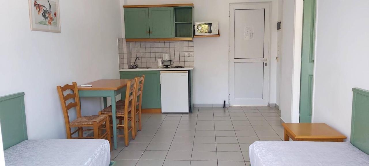 Andromeda Hotel Apartments Psalidi  Ngoại thất bức ảnh